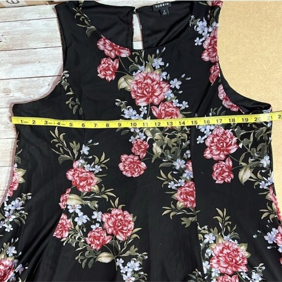 Torrid 2 Women Sleeveless Dress Floral Mesh Lined Stretch Size 2X Party Holiday - Picture 7 of 10